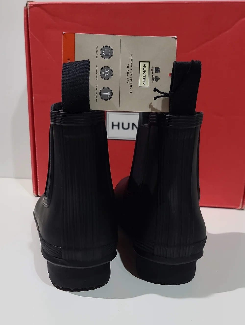 Hunter Original Chelsea Insulated Rain Boots - Black / US Men's 9 New